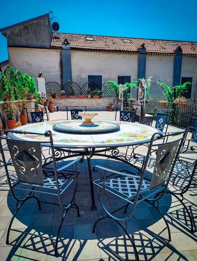 Apartamento Palazzo Capece Caivano Exterior foto